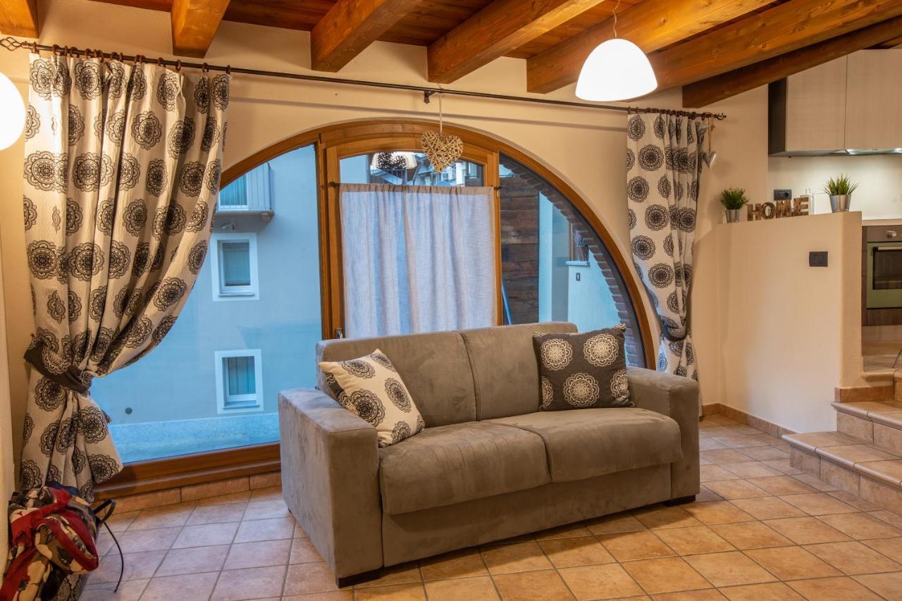 L'Atelier Du Temps - Les Greniers Appartements อาออสตา ภายนอก รูปภาพ