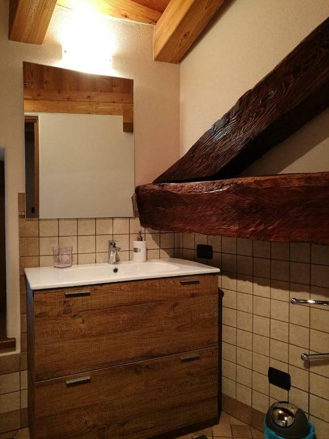 L'Atelier Du Temps - Les Greniers Appartements อาออสตา ภายนอก รูปภาพ